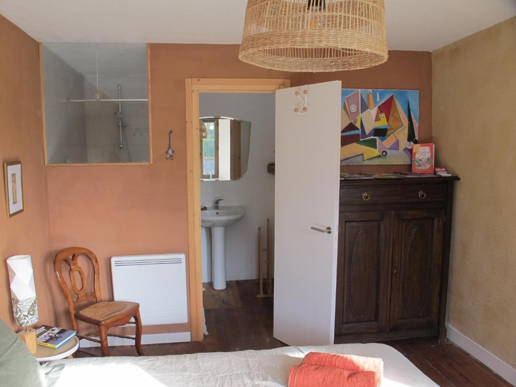 L'Oisiveraie - Ecolieu dans le bocage normand - Tweepersoonskamer Met Terras
