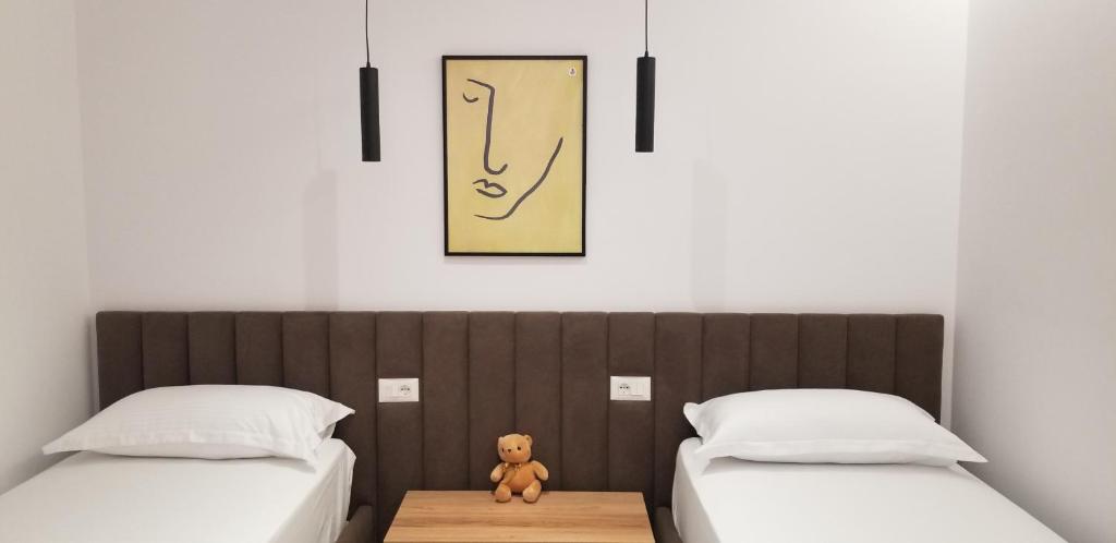 Modern New Bazaar Apartment - Image 9
