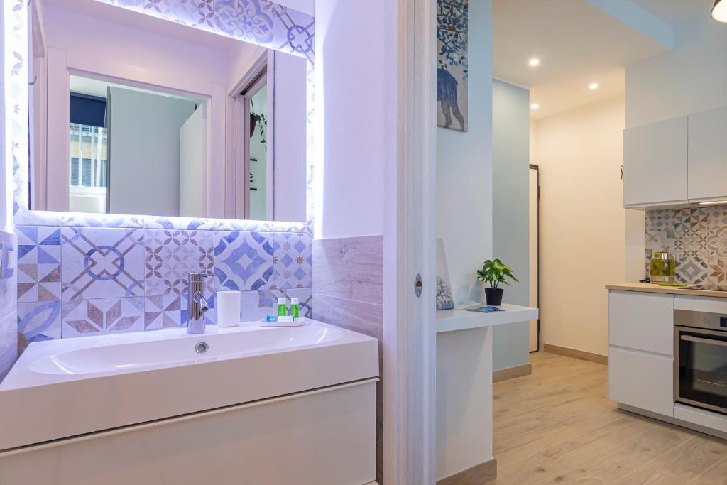 Kuchnia lub aneks kuchenny w obiekcie [Sweet apartment] - Grazioli 2