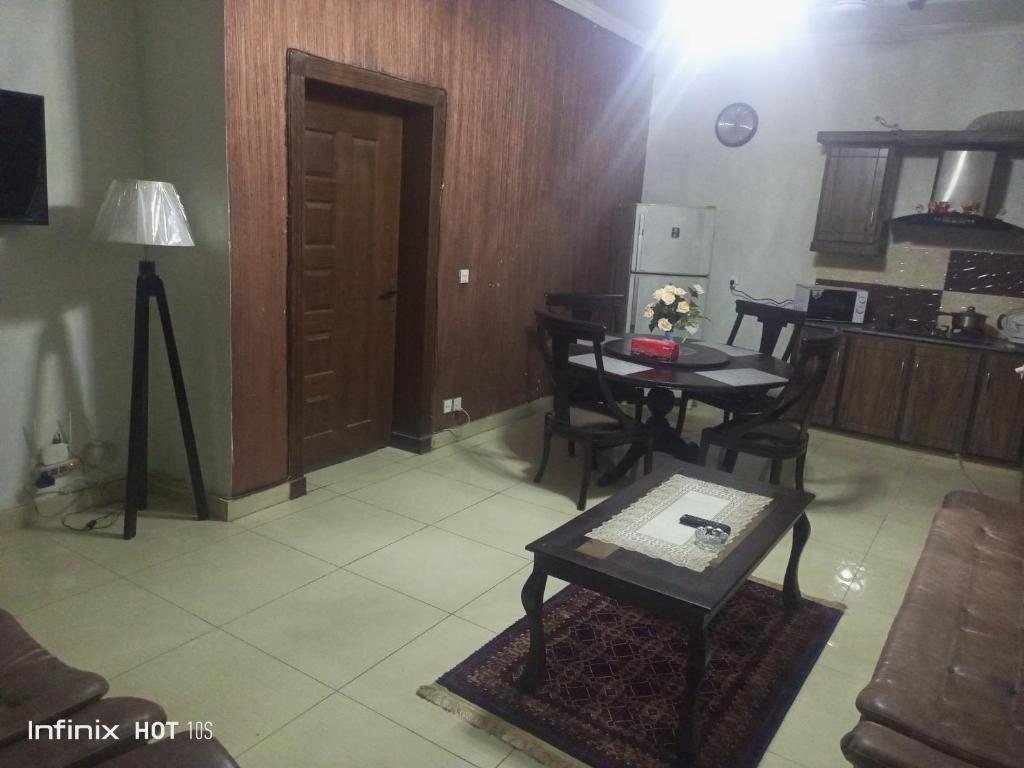 Comfortable 2 bedroom fully furnished, Rawalpindi (updated prices 2024)