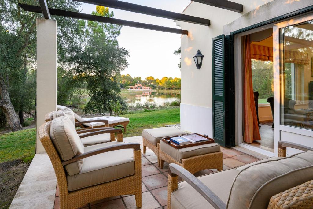 Posezení v ubytování Villa at Quinta do Perú Golf and Country Club
