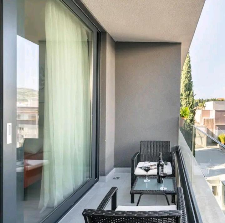 Balkón alebo terasa v ubytovaní Gorgeous Dubrovnik sea view apartment with free parking