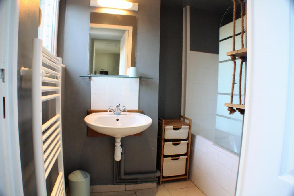 Kúpeľňa v ubytovaní Le Cottage des Curie