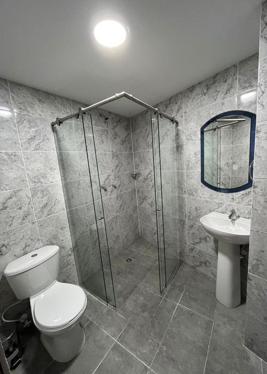 Koupelna v ubytování Hotel Plaza Berlín