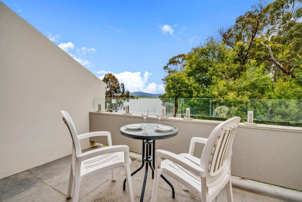 Horizons 115 Lake Jindabyne Waterfront, Jindabyne (updated prices 2024)