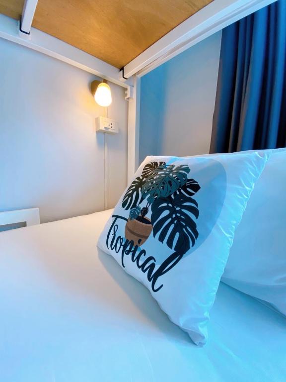 Postel nebo postele na pokoji v ubytování Khaolak Mind Home Hostel