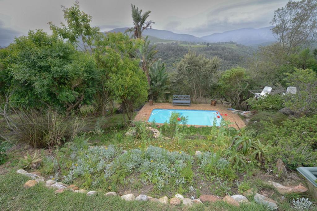 Fynbos Garden Cottage - Image 22