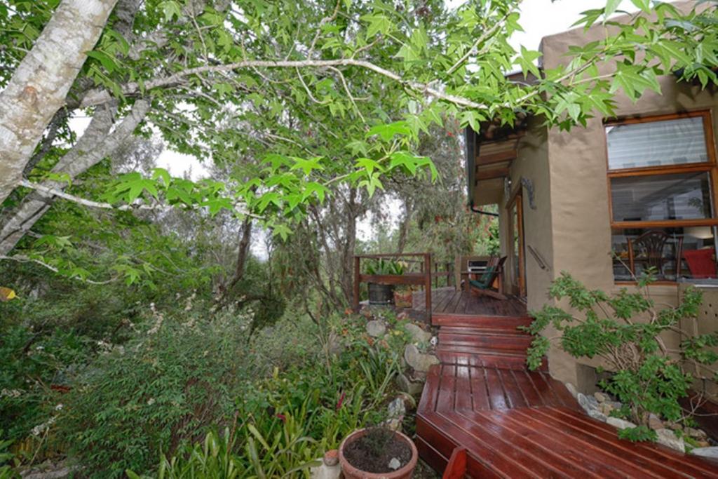 Fynbos Garden Cottage - Image 18