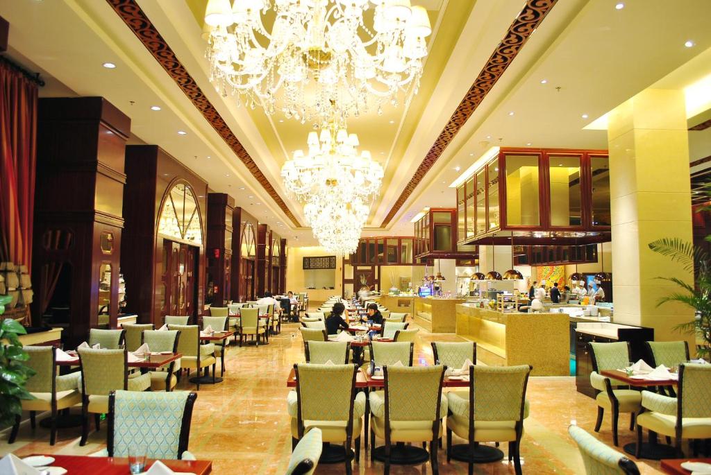 Restaurace v ubytování Wyndham Grand Plaza Royale Palace Chengdu