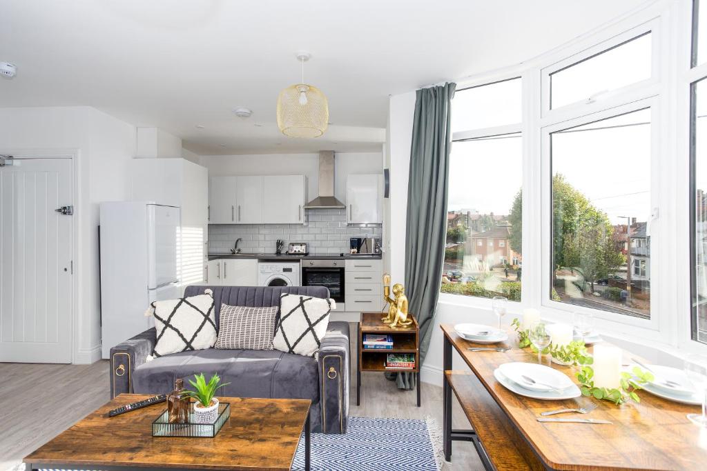 The Old Station Apartments by Sorted Stay, SouthendonSea Updated