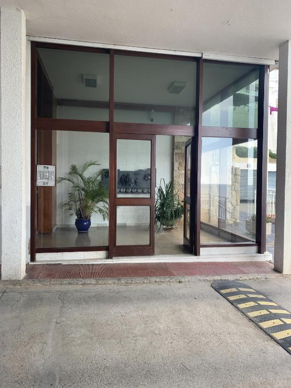Exteriér alebo vchod do ubytovania Blaumar 6 G Roses - Immo Barneda
