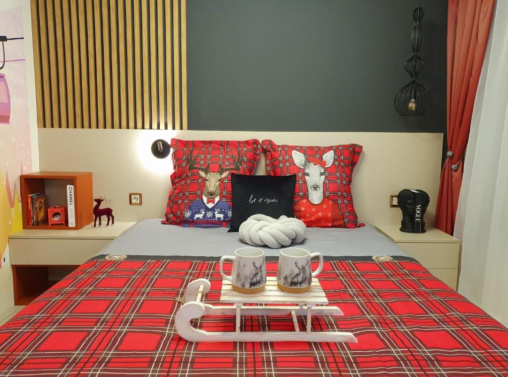 Postel nebo postele na pokoji v ubytování Pinewood ANG luxurious apartment A43, Borovets Gardens