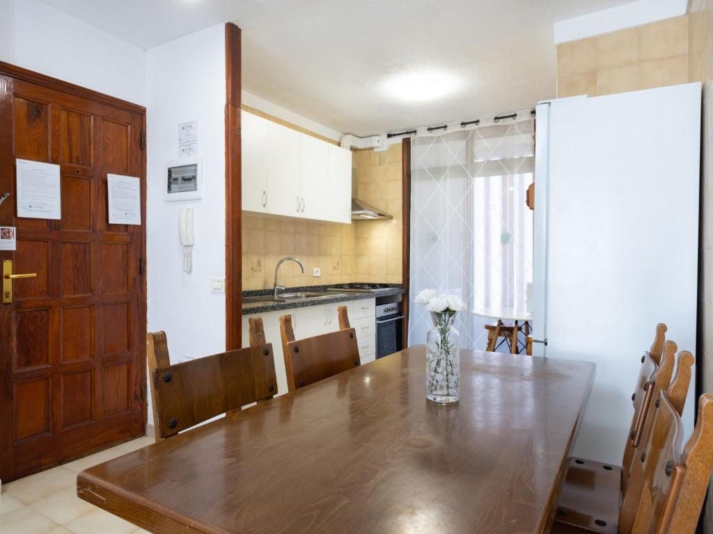 A kitchen or kitchenette at Apartment Comfy Altemar-2 by Interhome