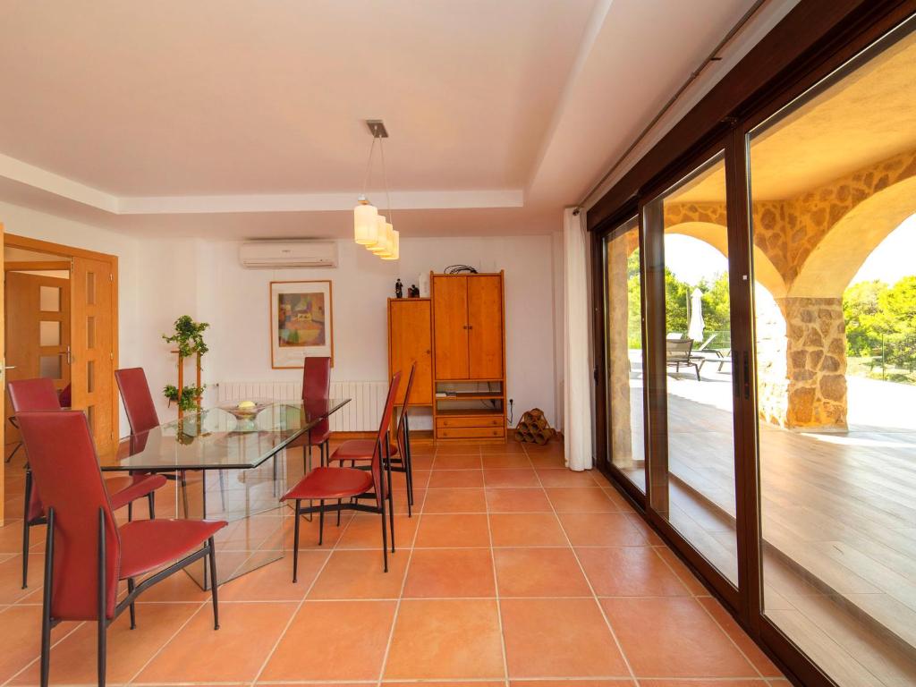 Posezení v ubytování Villa Mucho by Interhome