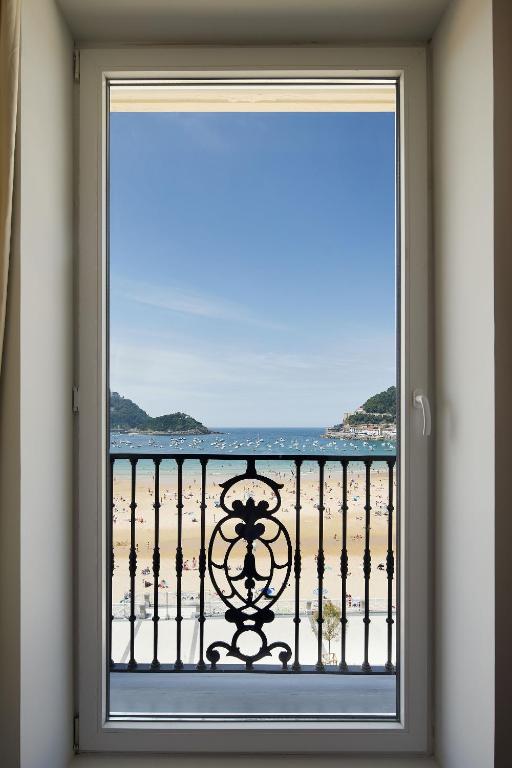 Hotel de Londres y de Inglaterra - Resim 26