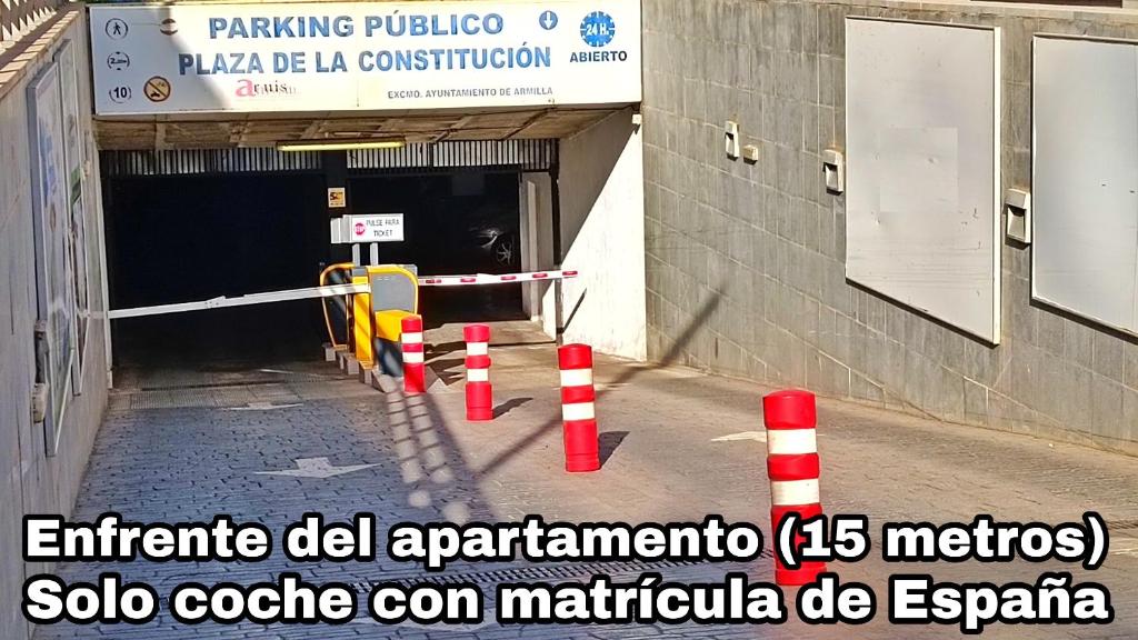 Certyfikat, podpis lub inny dokument wystawiony w obiekcie Ático Deluxe Granada, Parking gratis y Terraza