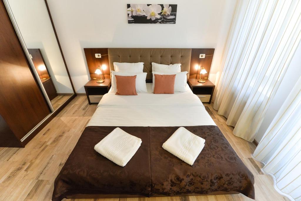 AGO Apartments - Resim 14
