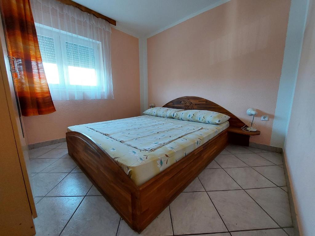 Fotografie z fotogalerie ubytování Apartment house Slavka v destinaci Vodice