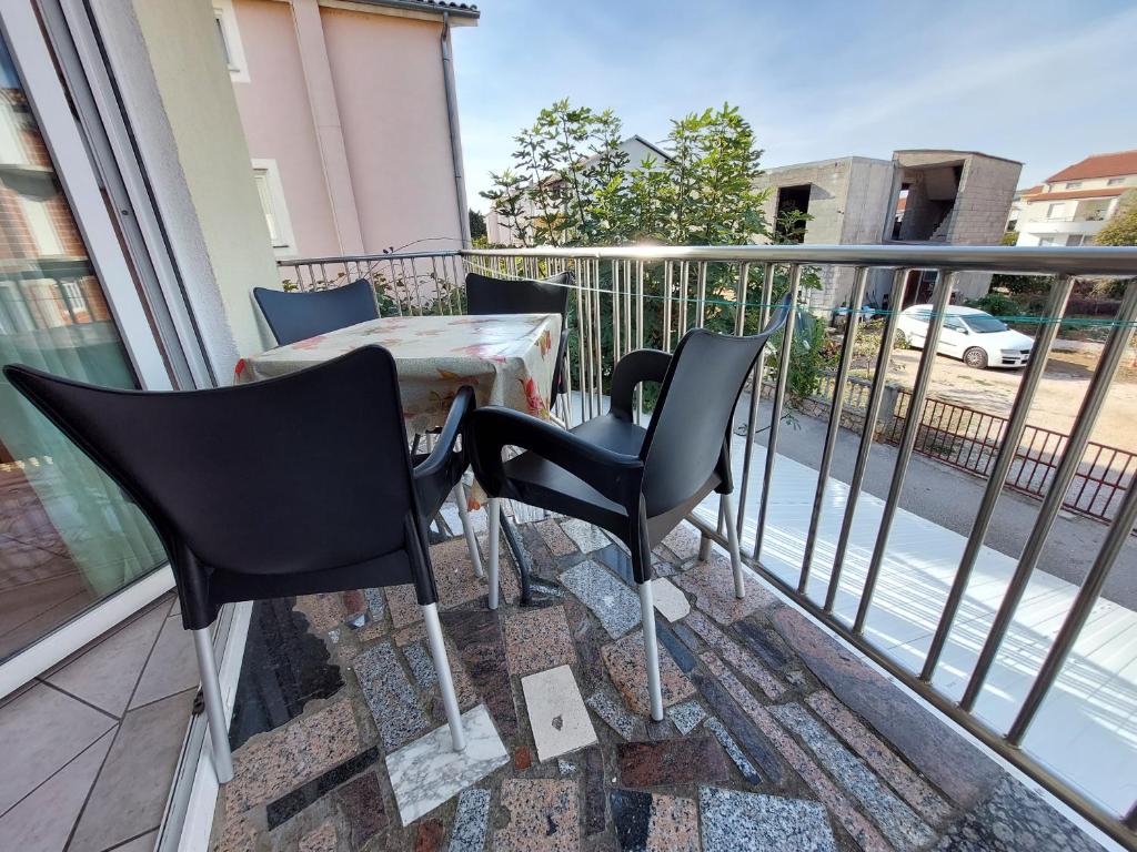 Fotografie z fotogalerie ubytování Apartment house Slavka v destinaci Vodice