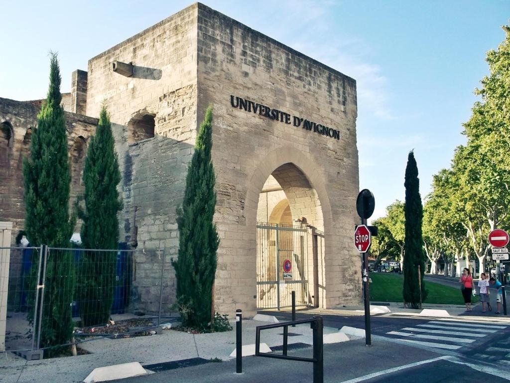 Gallery image of ApartHotel Sainte-Marthe in Avignon