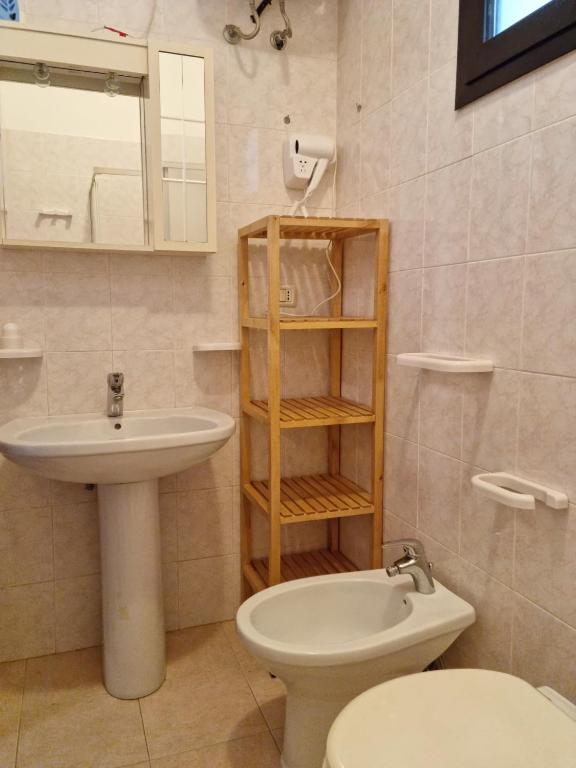 A bathroom at Viestecasa