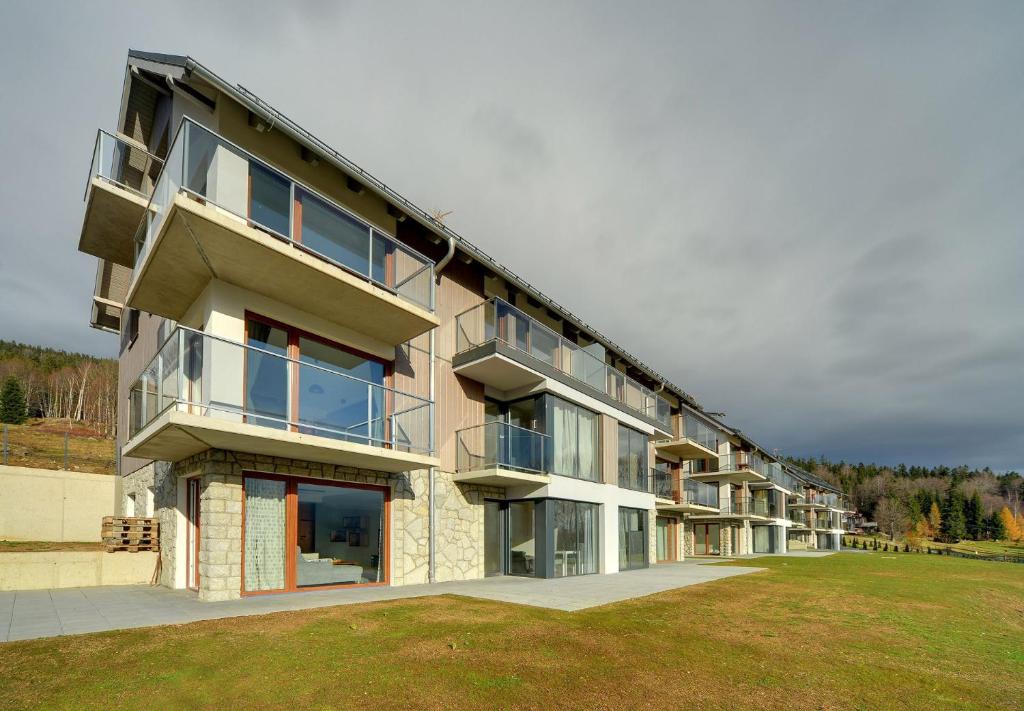 Budova, v ktorej sa apartmán nachádza