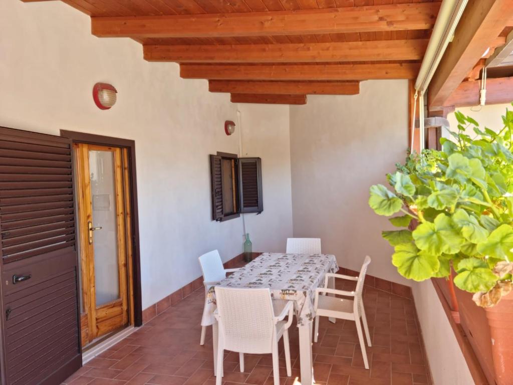 A television and/or entertainment centre at Viestecasa