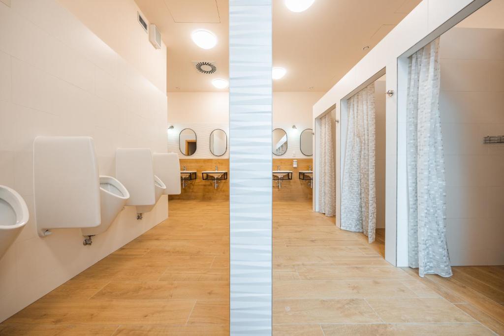 Luma Terra Prague Hostel - 9