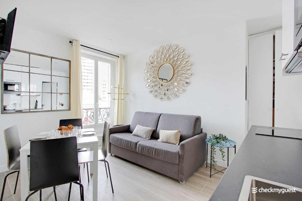 Istumisnurk majutusasutuses CMG Cosy apartment Ourcq - Jean Jaurès 6P-2BR