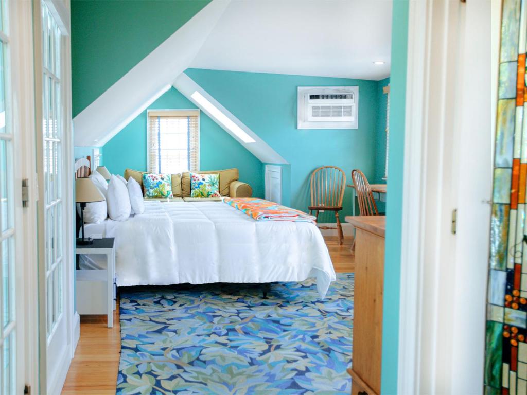 The Provincetown Hotel at Gabriel's photo