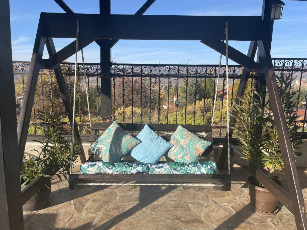 A balcony or terrace at Asya Guest House