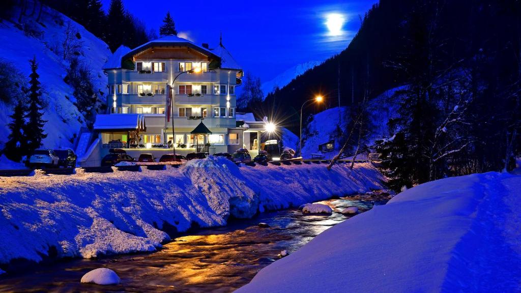 Příroda nedaleko hotelu