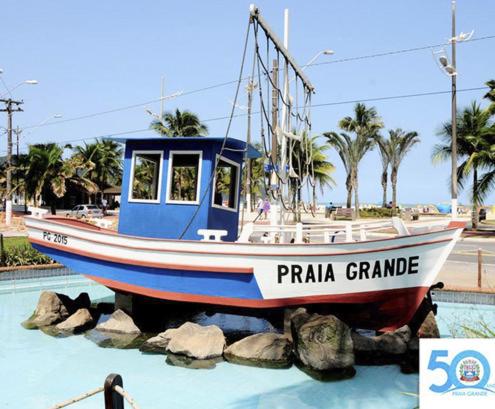 Apartamento na Praia grande - vila tupi - Housity