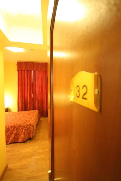 Hotel Cherubini - Resim 22