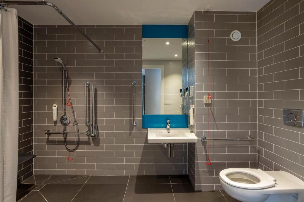 Travel Proud Sustainability certification Holiday Inn Express & Suites - Deventer by IHG - Camera Queen Standard - Accessibile