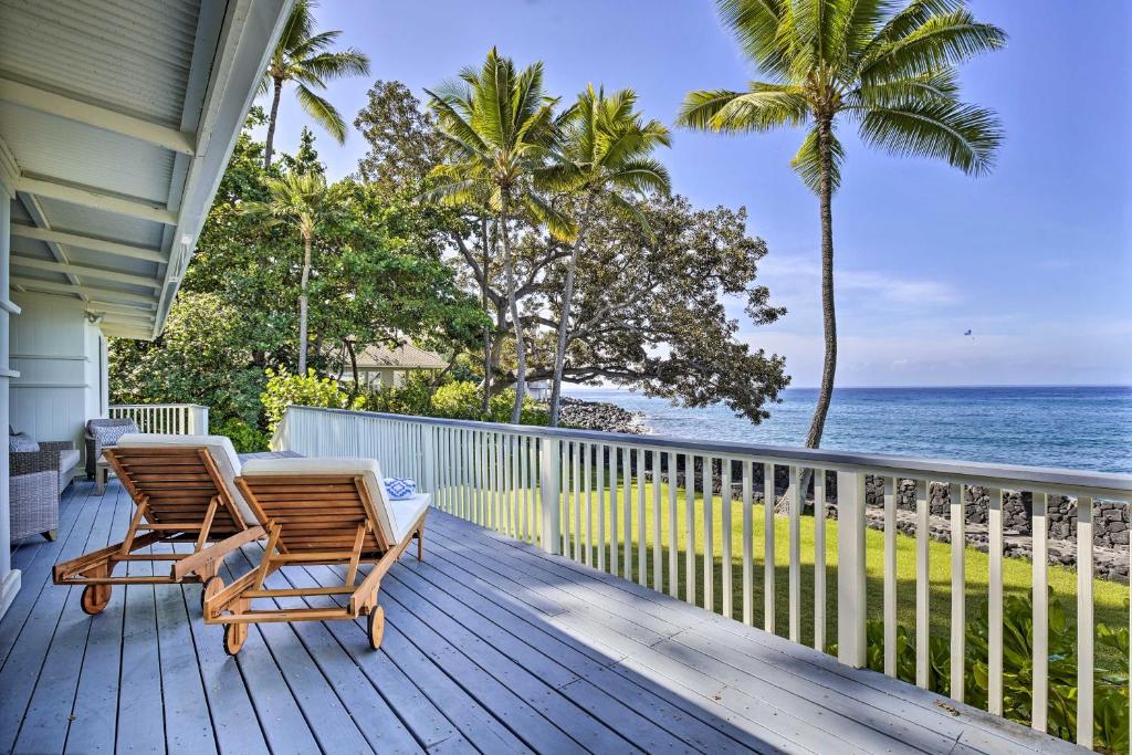 Bright and Airy Beach House with Oceanfront Views, KailuaKona (updated