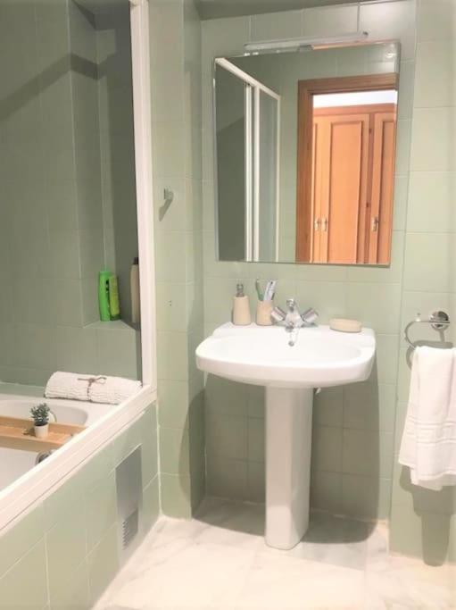 Koupelna v ubytování Luxury apartments Alamos beach Torremolinos - Costa Lago