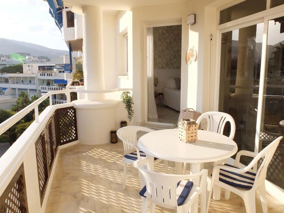 Balkón nebo terasa v ubytování Luxury apartments Alamos beach Torremolinos - Costa Lago