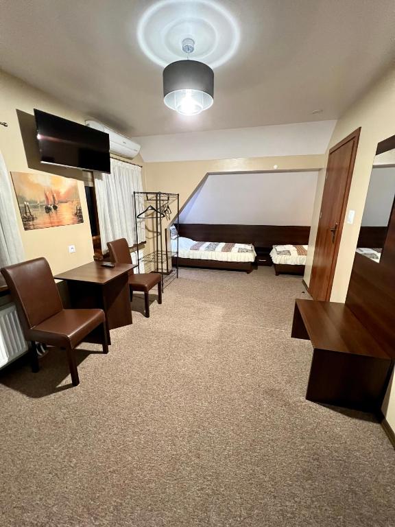 Posedenie v ubytovaní Apartamenty Ostrowiec - Pokoje Gościnne Centrum