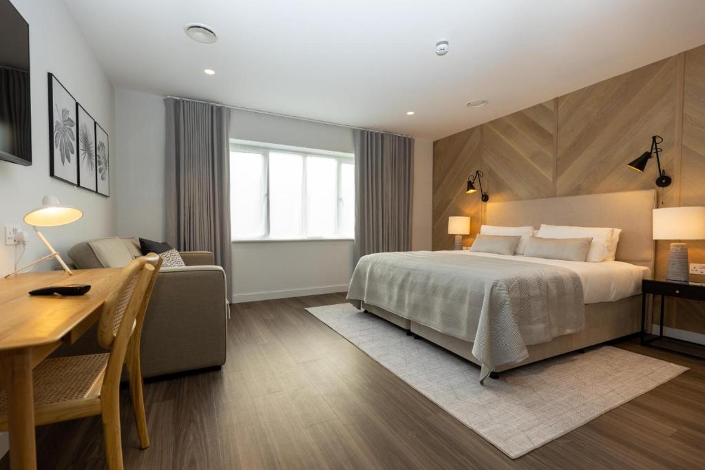 The Kingswood - 