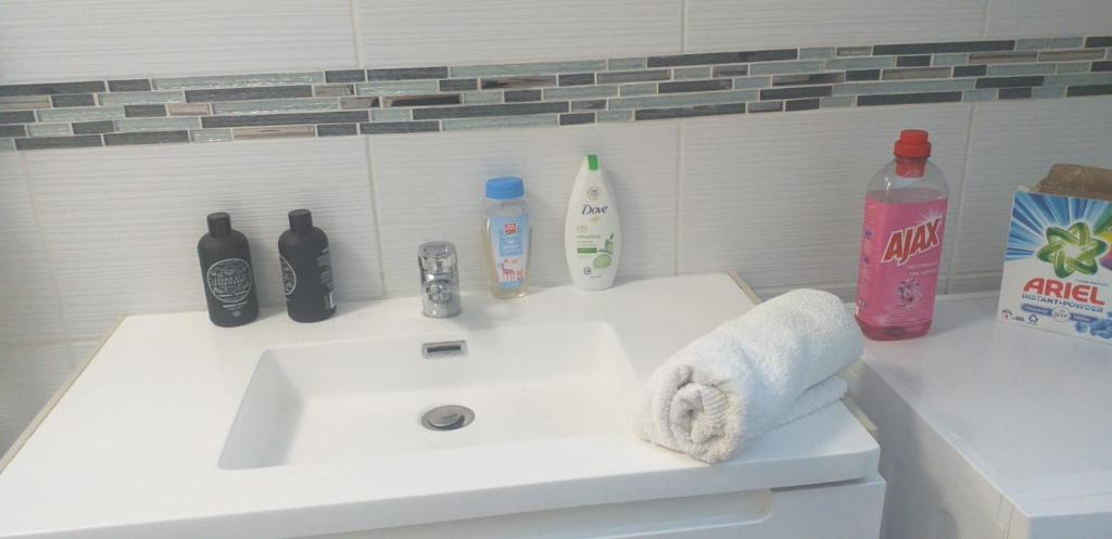 Zdjęcie z galerii obiektu SUITS & LUXURY Appart Paris Montreuil w mieście Montreuil