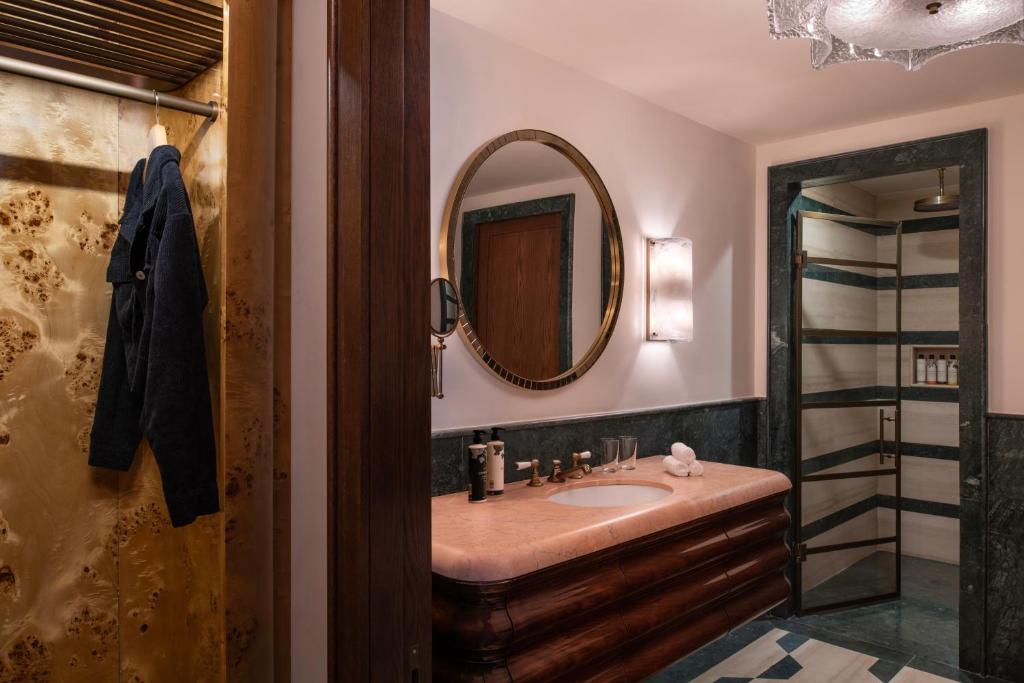 Hotel photo 42