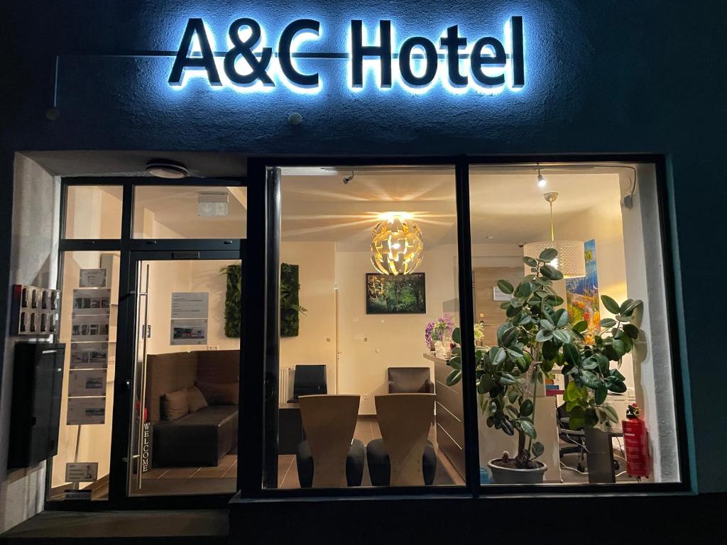 Fotografie z fotogalerie ubytování A&C Hotel v destinaci Backnang