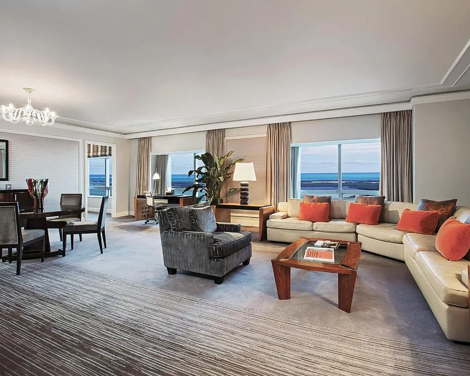 Bayfront Presidential Suite