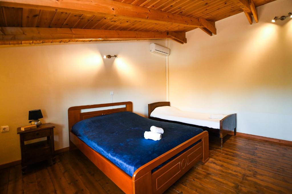 A bed or beds in a room at Elatia Villa
