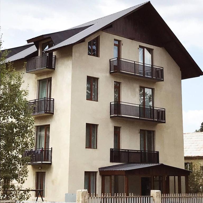Budova, kde se hotel nachází