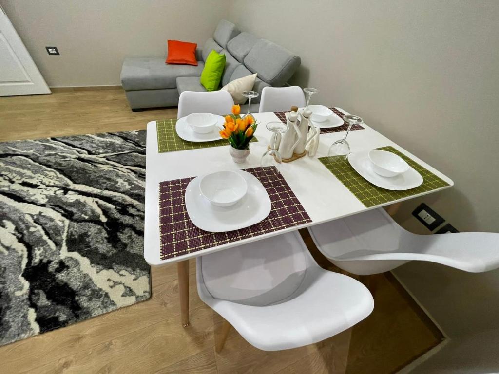 Durres Rebi Apartment - Image 8