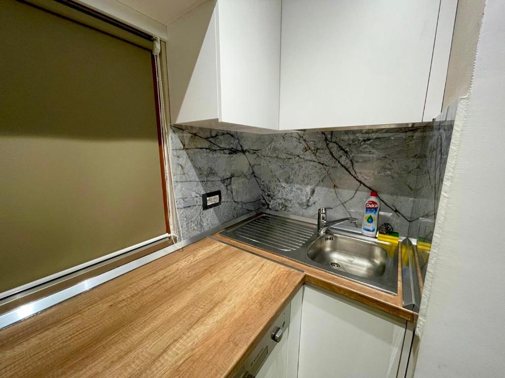 Durres Rebi Apartment - Image 3