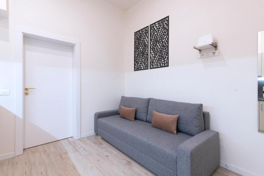 Kinsky Garden Apartments and Suites by Dwellfort - 7