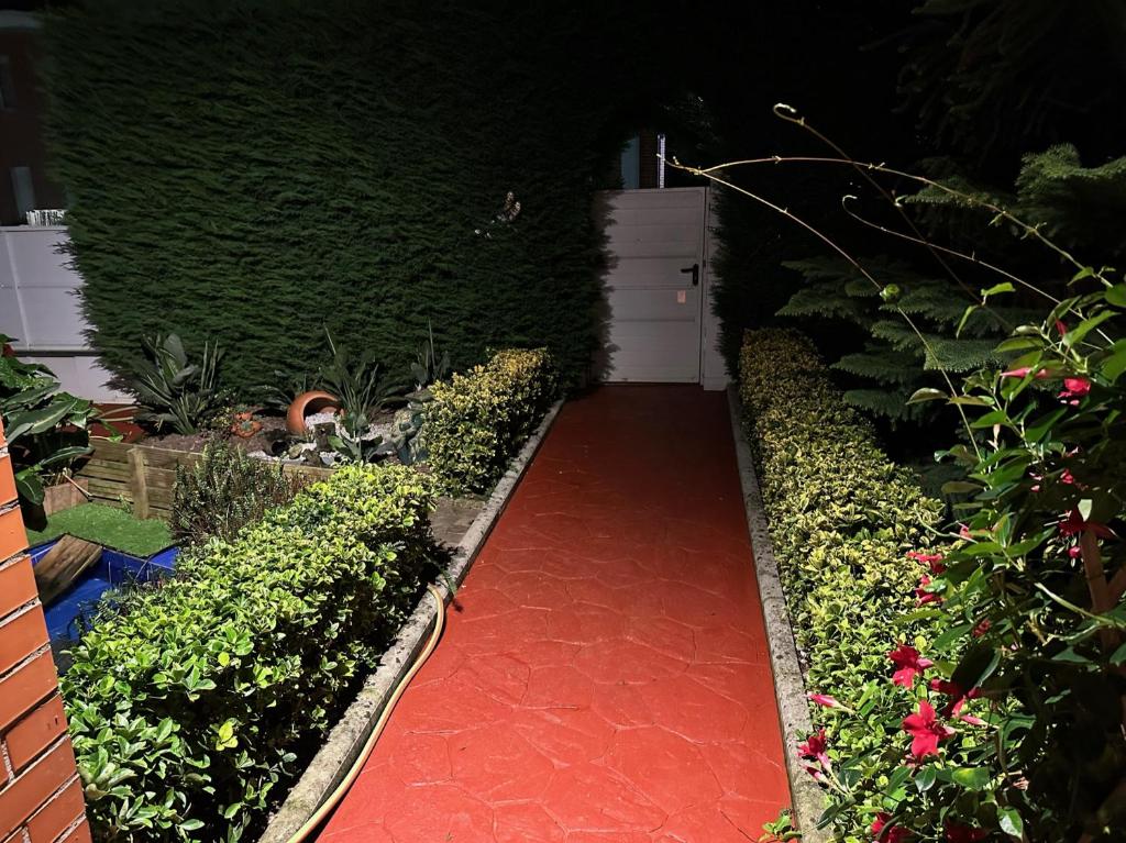 Vonkajšia záhrada v ubytovaní !Chalet de lujo para vacaciones!...